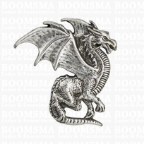 Concho: Dragon concho's dragon with wings (looking to the right)
