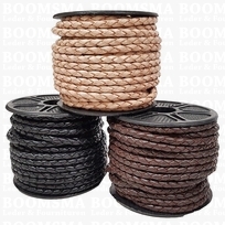 Leather bolo cord  brown thickness Ø 3 a 4 mm, 10 meter (ea)