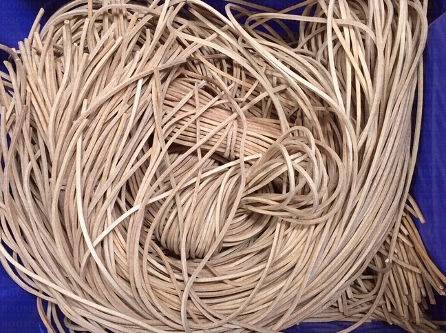 Leren veters vierkant naturel 2,5 × 2,5 mm, lengte 120 cm (per paar \u003d 2  st.) online kopen?